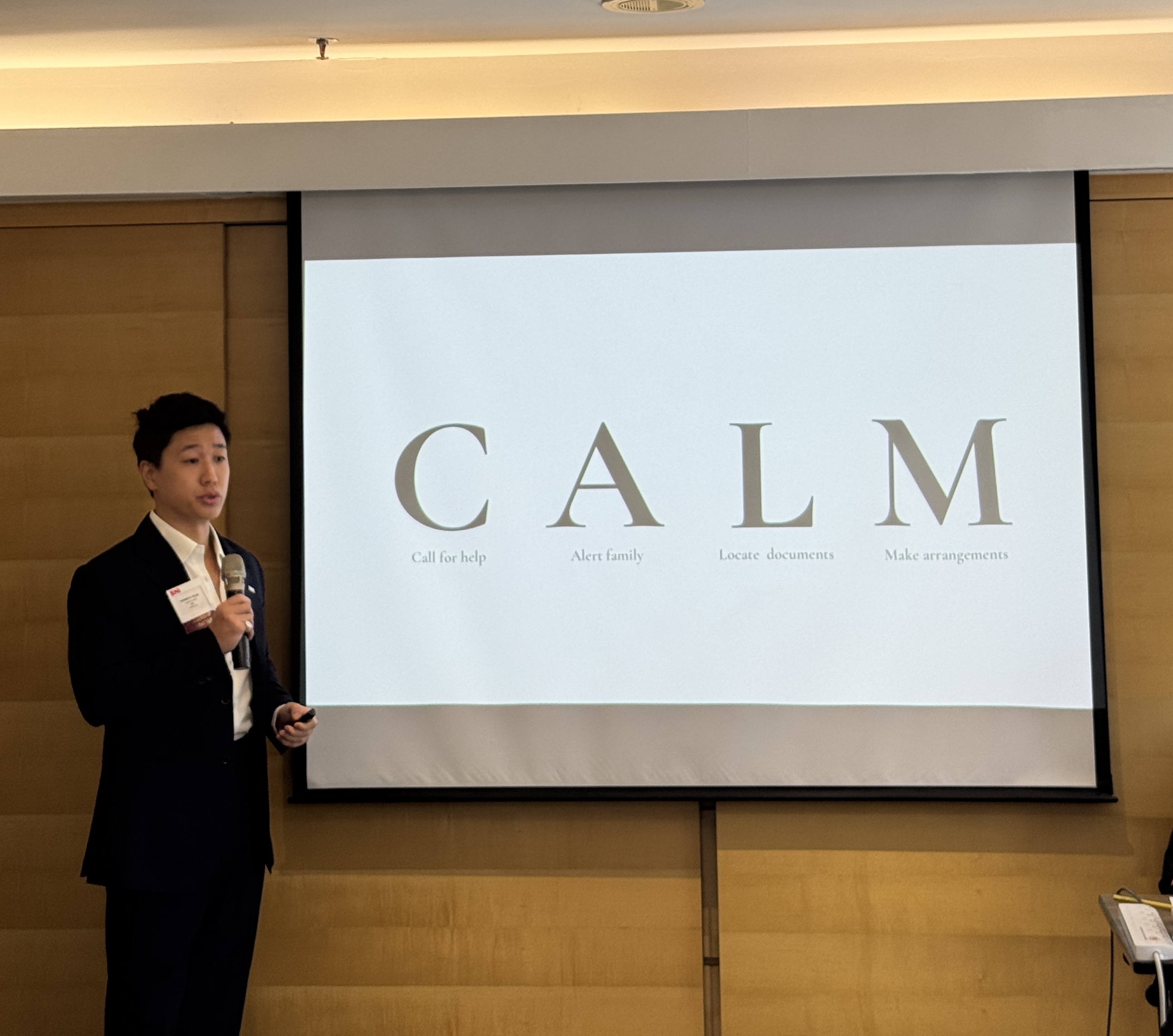 Kenneth Yeow presenting the C.A.L.M. framework at a BNI event
